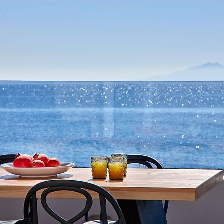 Incognito Beach Villa Santorini Kamari  Luaran gambar